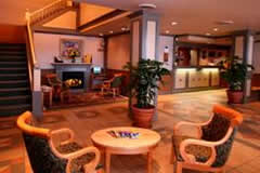 days inn lobby